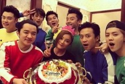 娱乐圈新年爆料,明星恋情、新剧动态大揭秘！