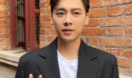 圈内爆料的李易峰是谁啊,揭秘娱乐圈爆红新星背后的故事
