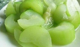 吃蒲瓜网红,蒲瓜新吃法，解锁夏日清新口感