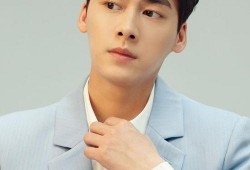 圈内爆料的李易峰是谁啊,揭秘娱乐圈爆红新星背后的故事