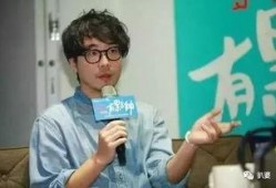 明星爆料导演的新闻,明星爆料揭露幕后真相