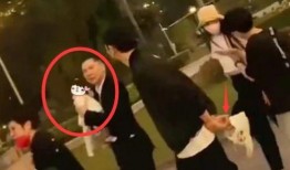 向佐爆料二胎男孩视频播放,温馨视频曝光萌娃可爱瞬间